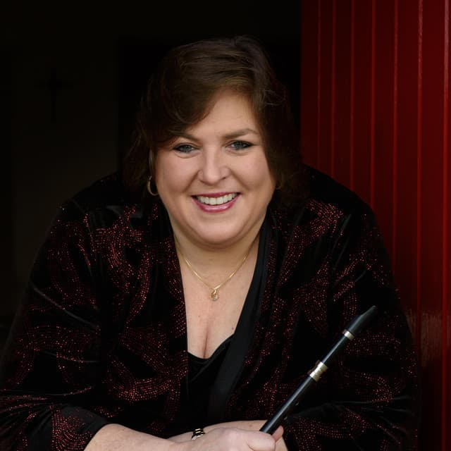Joanie Madden profile