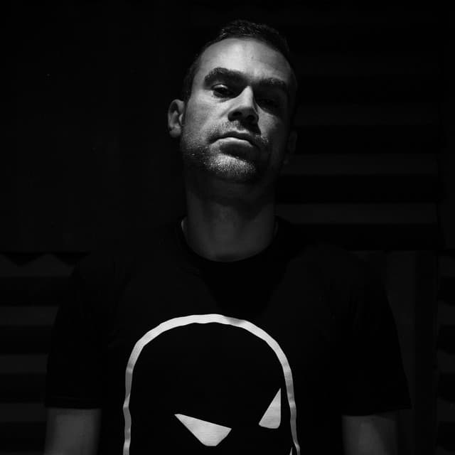 El-B profile