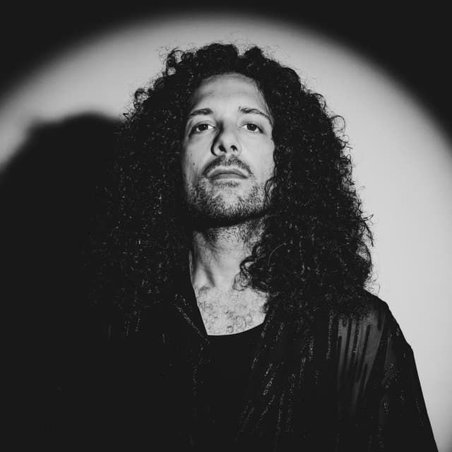 Sak Noel artist profile image
