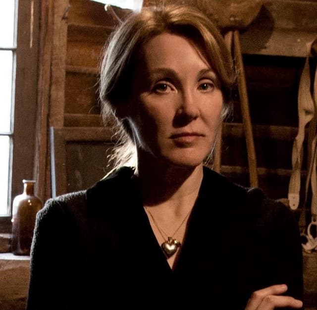 Diana Jones profile
