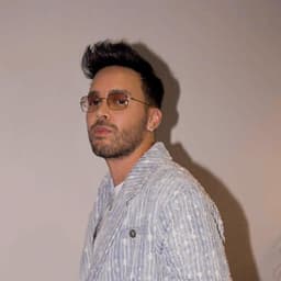 Prince Royce's artist profile image