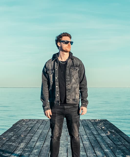 Thoby artist profile image