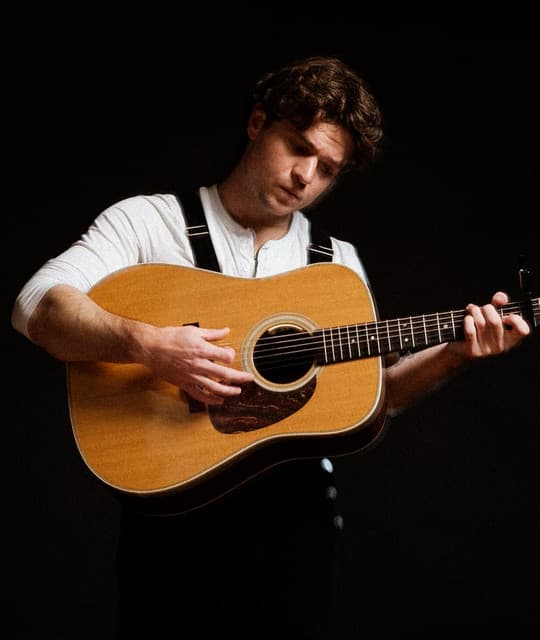 Cole Scheifele artist profile image