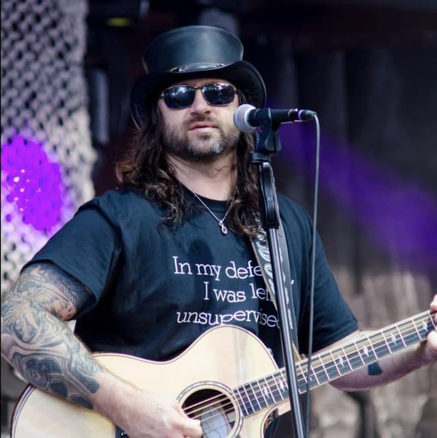 Bryan James artist profile image