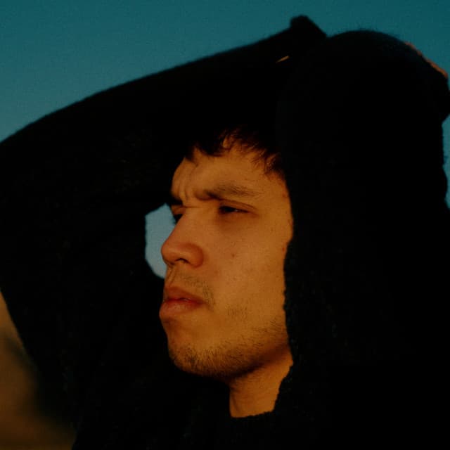 Clinton Kane artist profile image