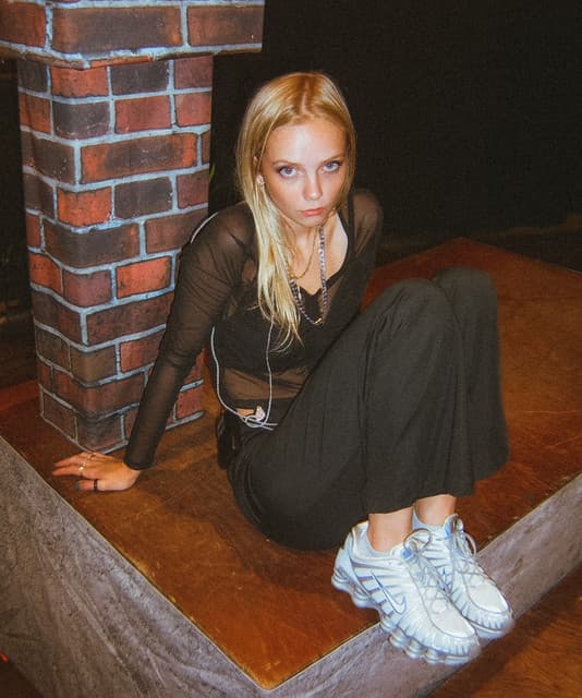 Paula Hartmann artist profile image