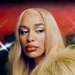 Jorja Smith's artist profile image