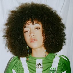 Jenevieve's artist profile image