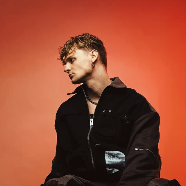 Nicolas Julian artist profile image