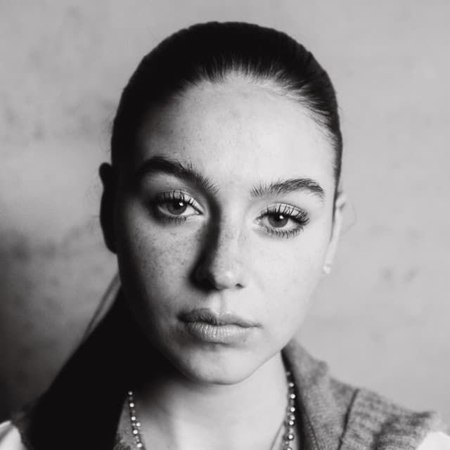 Mirella artist profile image