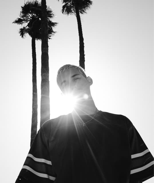 Ryan Ellis artist profile image