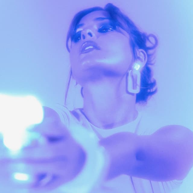 Avery Cochrane artist profile