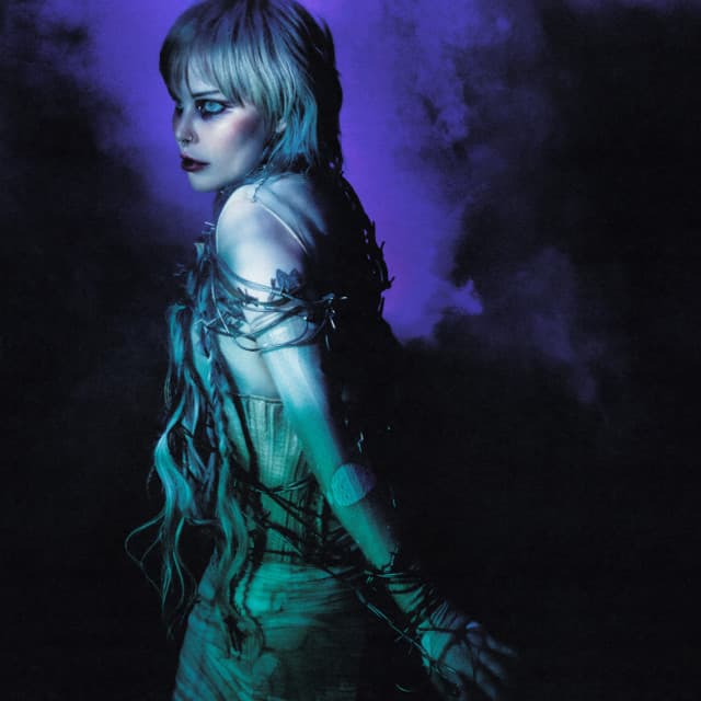 Alice Glass artist profile