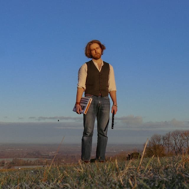 CAOIMHÍN artist profile image