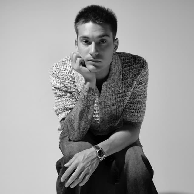 Cameron Whitcomb's artist profile image