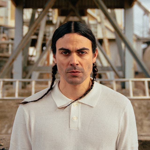 Alex Vargas artist profile image