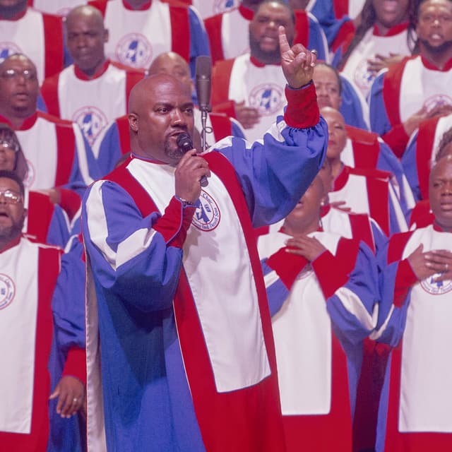Mississippi Mass Choir artist profile image