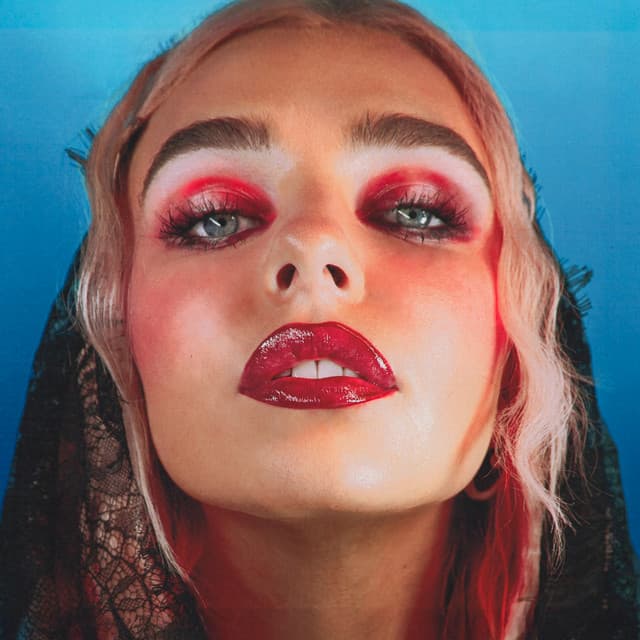 Maty Noyes profile