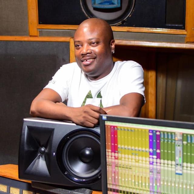 DJ Kurt Riley artist profile image