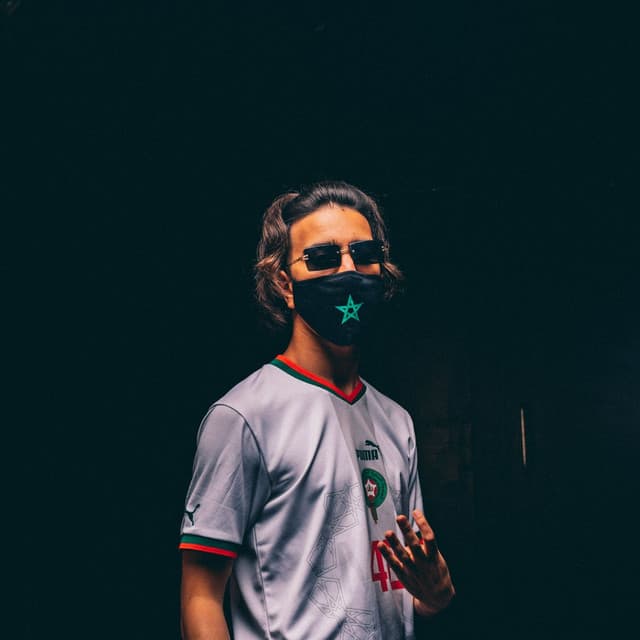 Benzz artist profile image