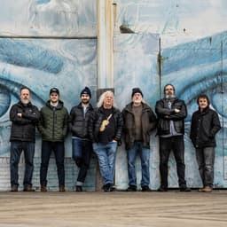 Railroad Earth's artist profile image