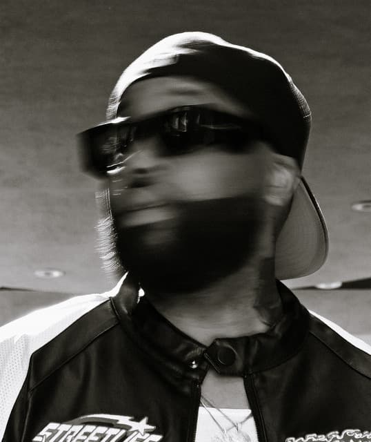 Kenyon Dixon's artist profile image