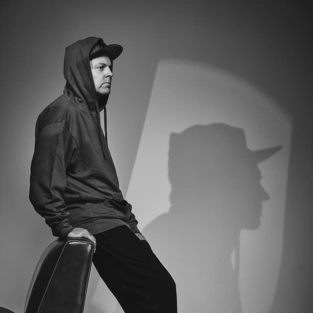 DJ Shadow's artist profile image