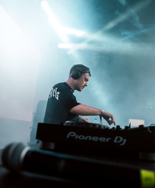 Helion artist profile image