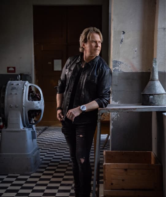 Kent Hilli artist profile image