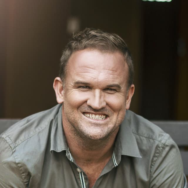 Robbie Wessels artist profile