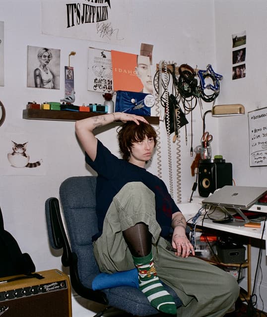 Scarlet Rae artist profile