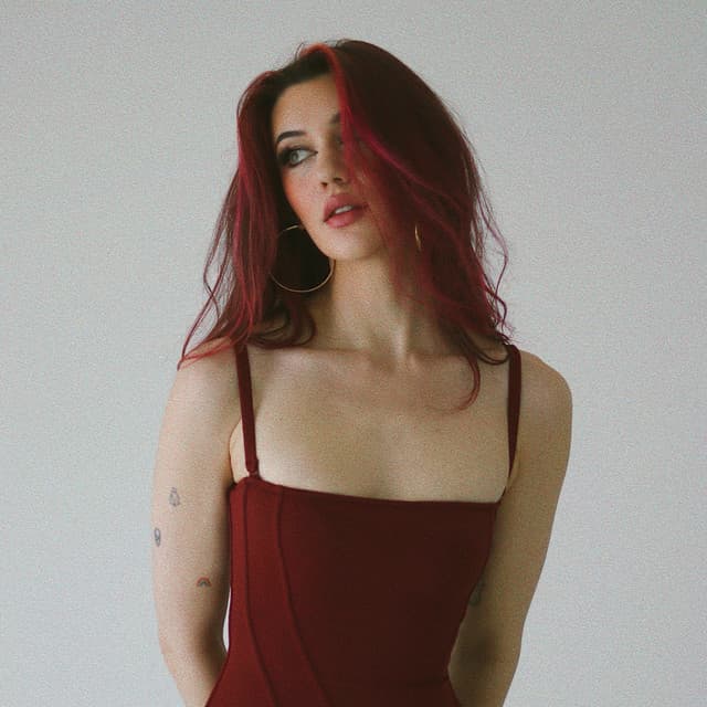 Jessie Paege artist profile image