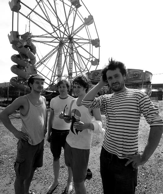The Holloways artist profile image