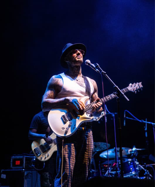 Ash Minor artist profile image