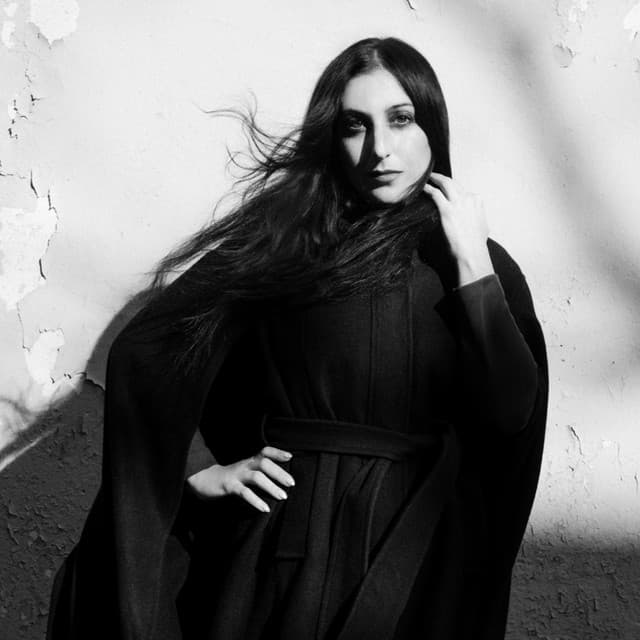 Marissa Nadler artist profile image
