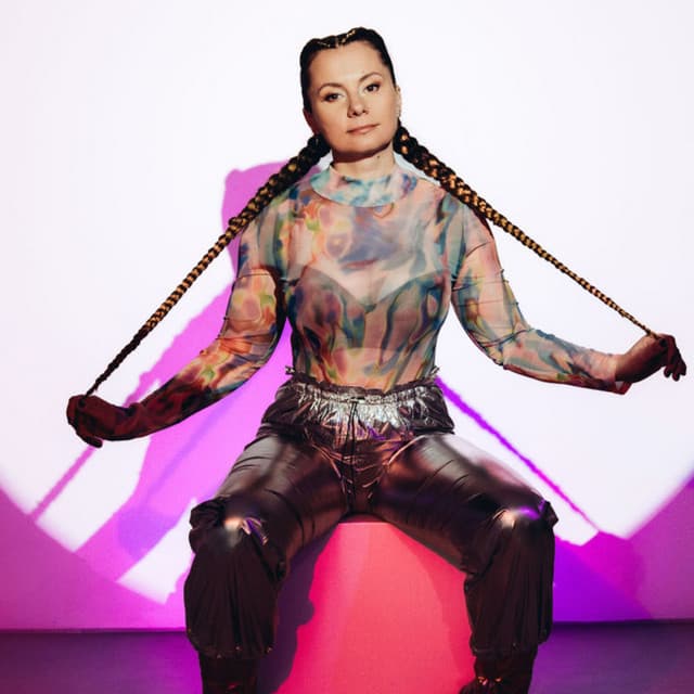 Juliet Sikora's artist profile image