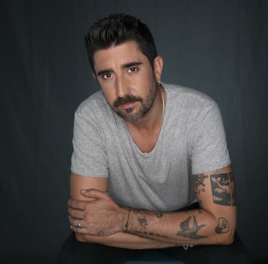 Alex Ubago artist profile image