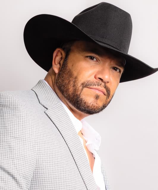 Michael Salgado artist profile image