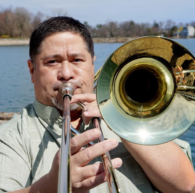 Papo Vazquez artist profile image