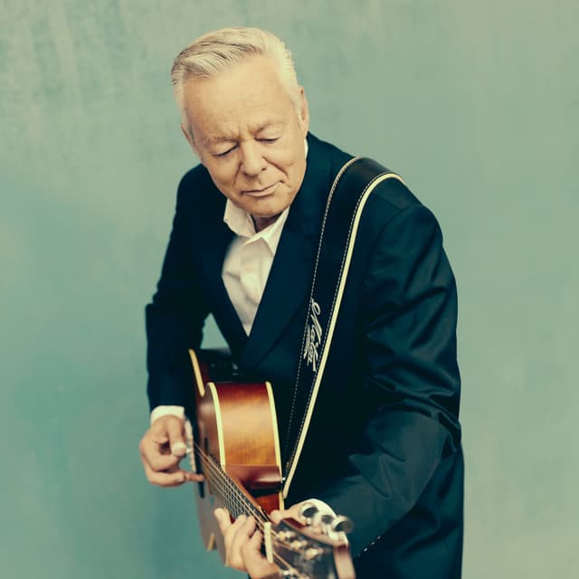 Tommy Emmanuel's artist profile image