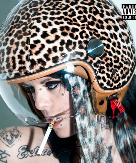 Lauren Sanderson artist profile