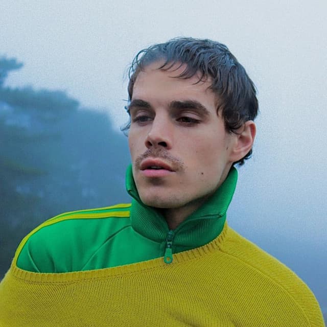 Sen Senra artist profile image