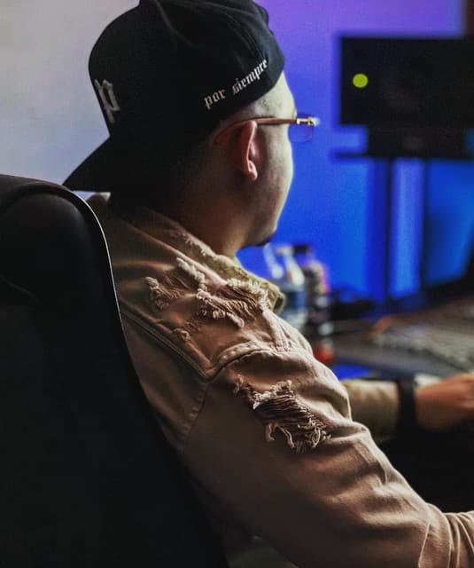 Enovate artist profile image