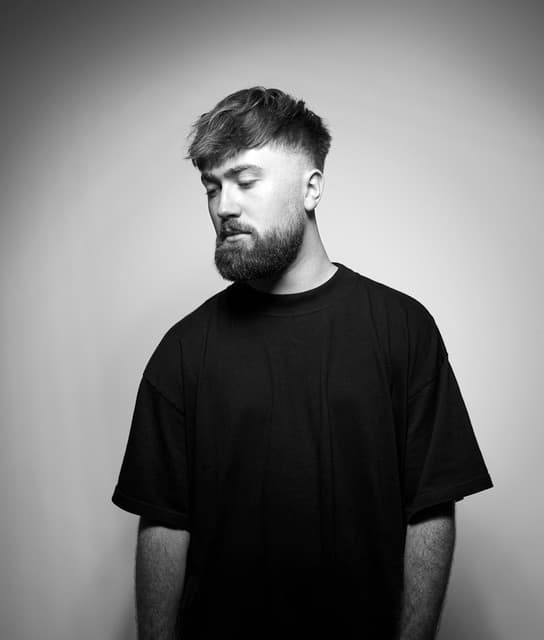 James Carter artist profile image