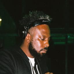 DJ Moma's artist profile image