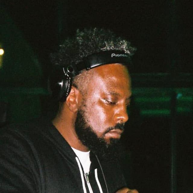 DJ Moma's artist profile image