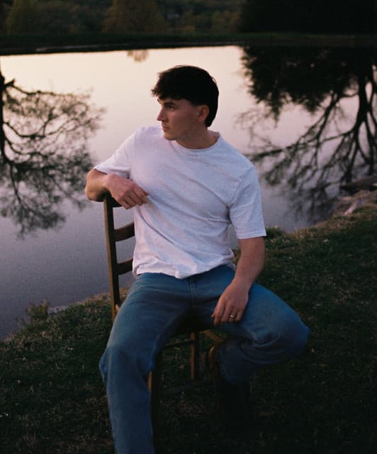 Zachary Knowles artist profile image