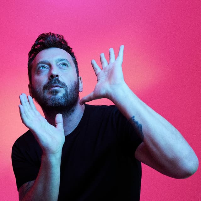 Cesare Cremonini artist profile image