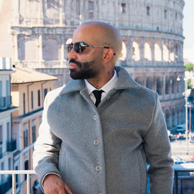 Arcángel artist profile image