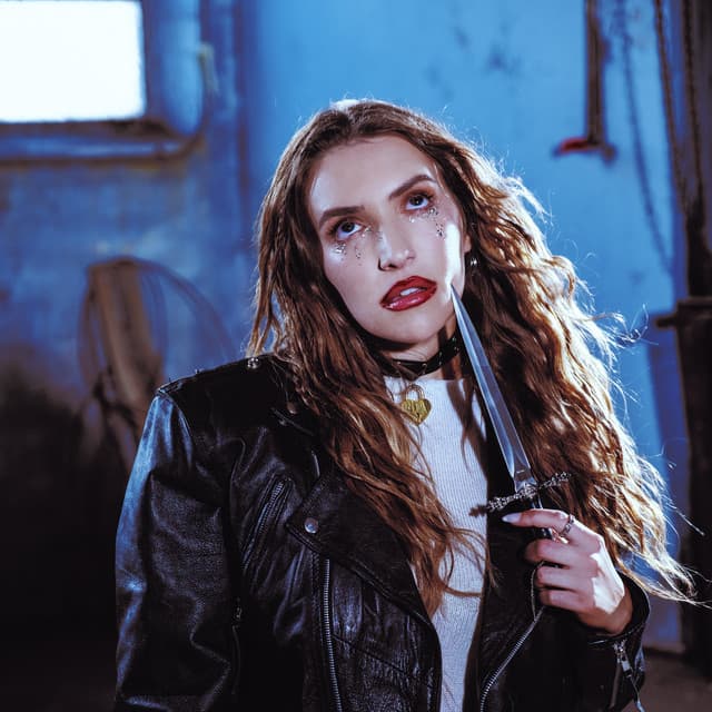 Lisa Heller artist profile image